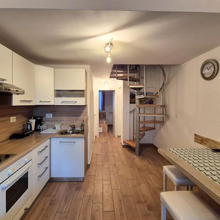 Apartman Meghan Пула Экстерьер фото