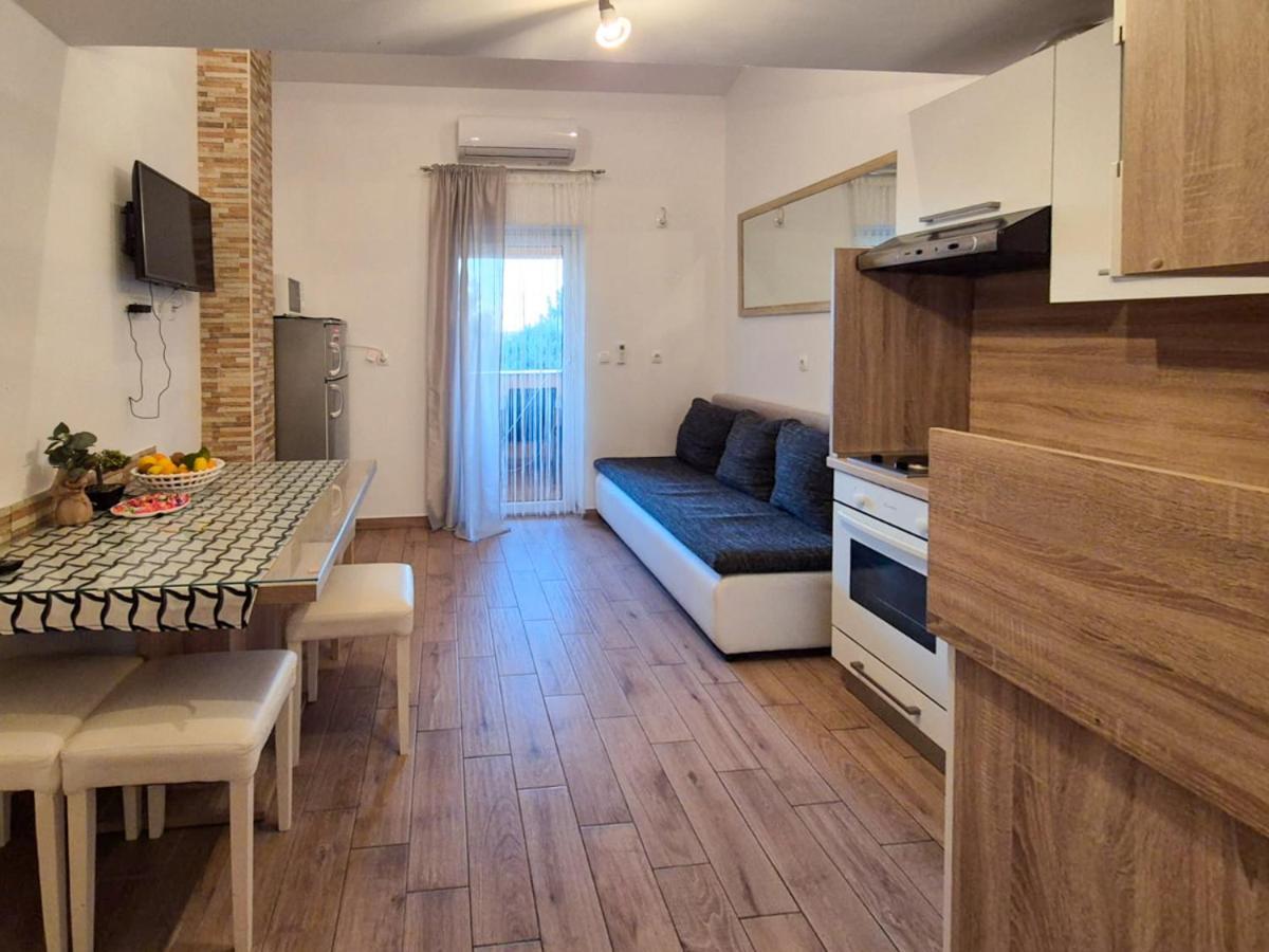 Apartman Meghan Пула Экстерьер фото