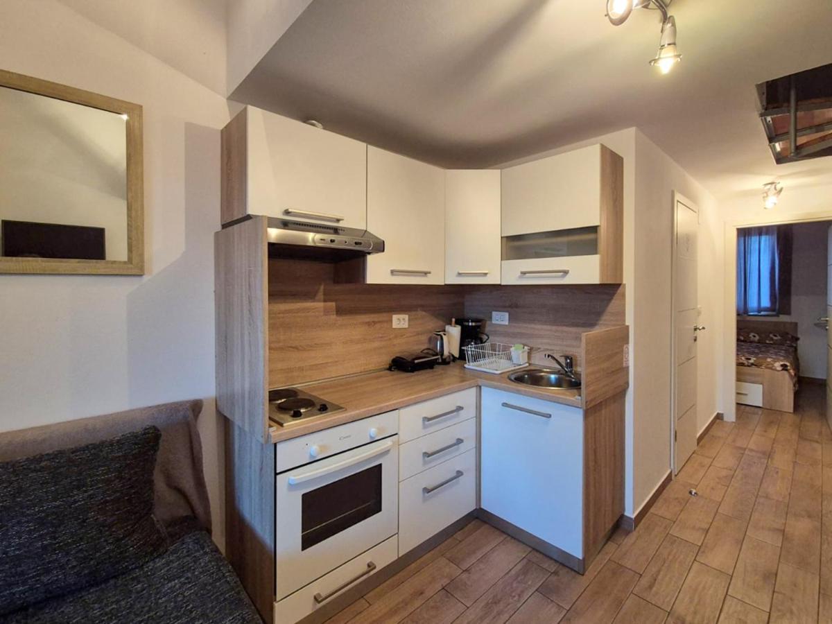 Apartman Meghan Пула Экстерьер фото