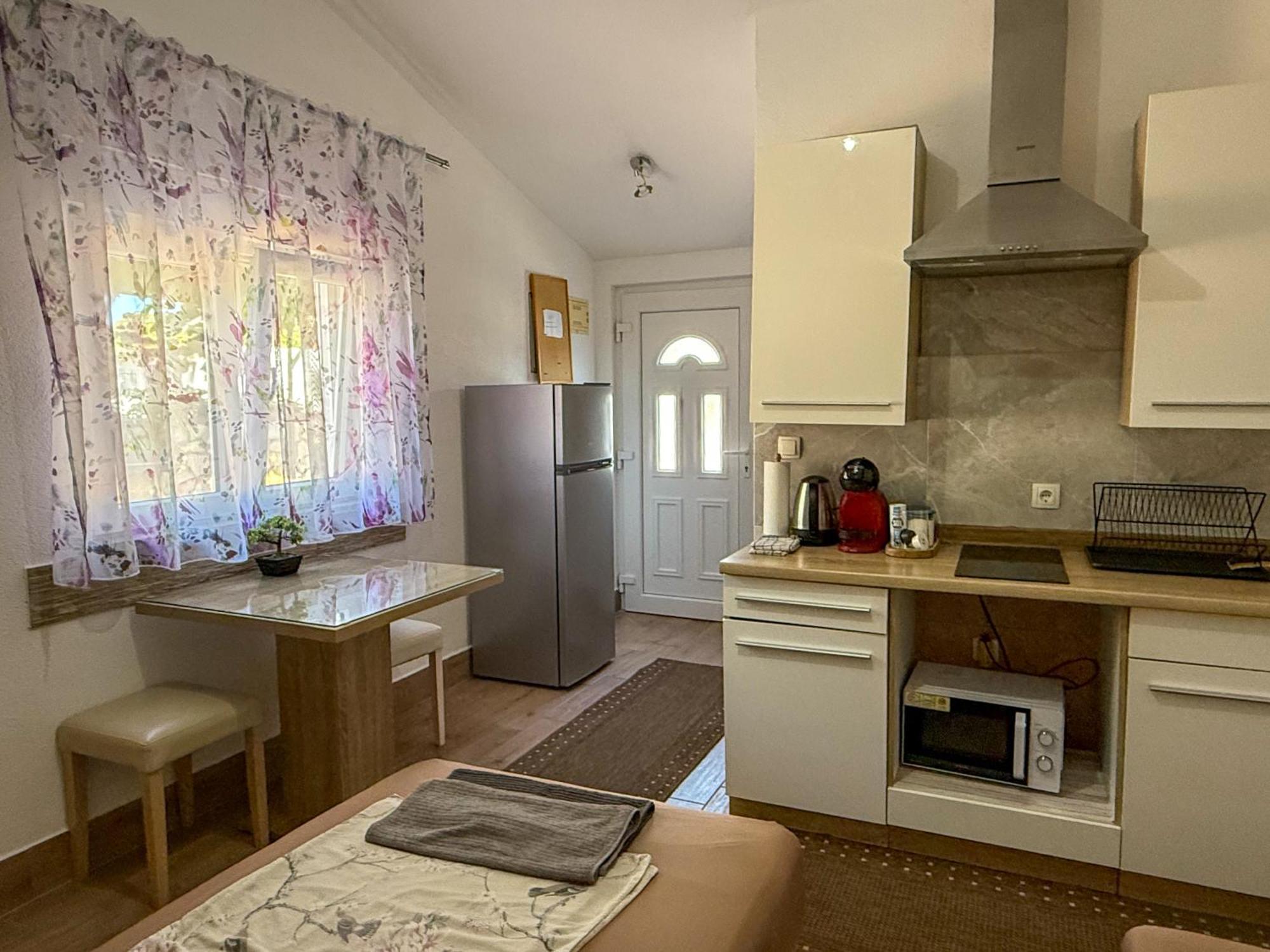 Apartman Meghan Пула Экстерьер фото