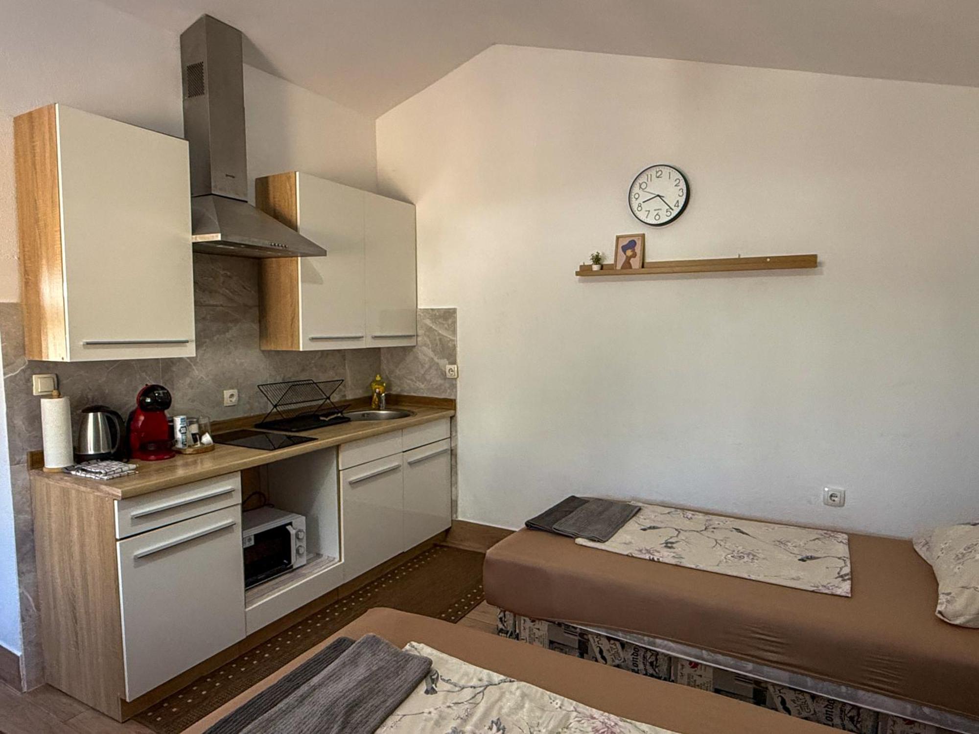 Apartman Meghan Пула Экстерьер фото